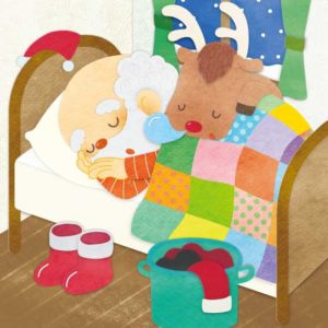 ベッドですやすやと眠るサンタクロースとトナカイ